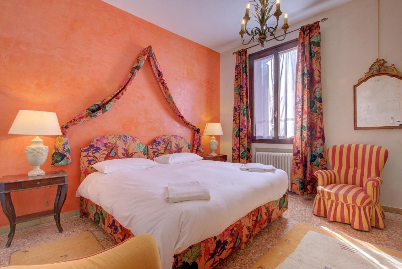 Barocco-Veneziano Apartment Ngoại thất bức ảnh